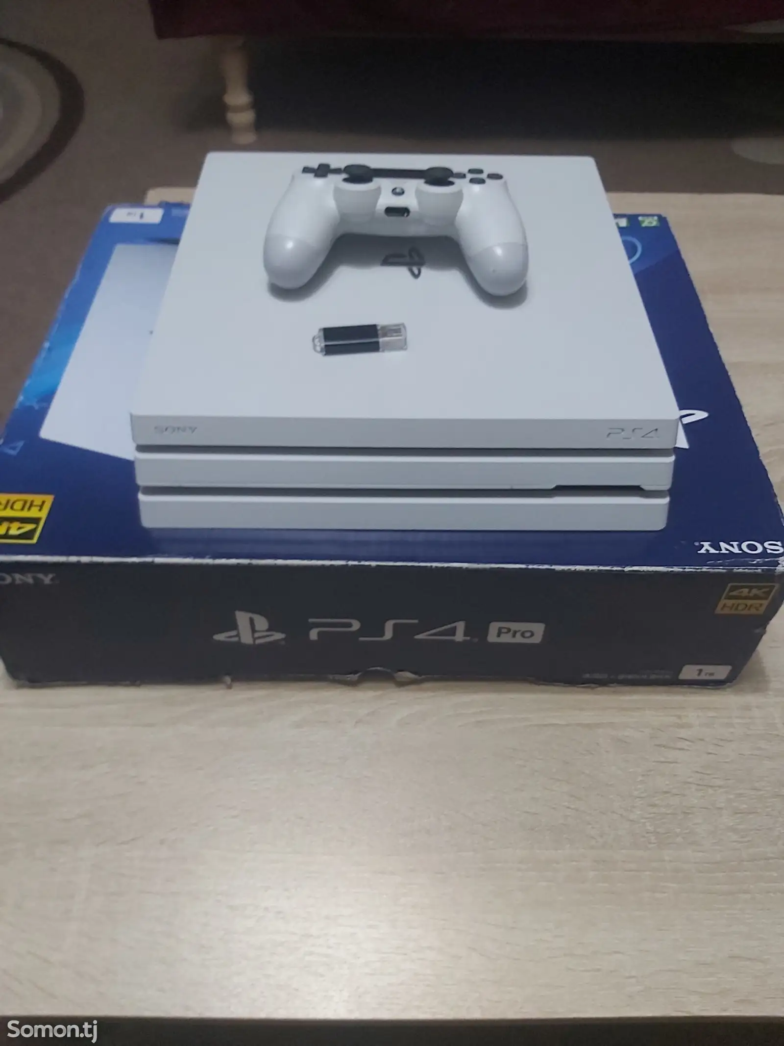 Игровая приставка PS4 PRO 1TB 4K