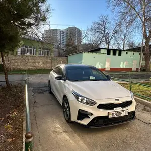 Kia Cerato, 2021