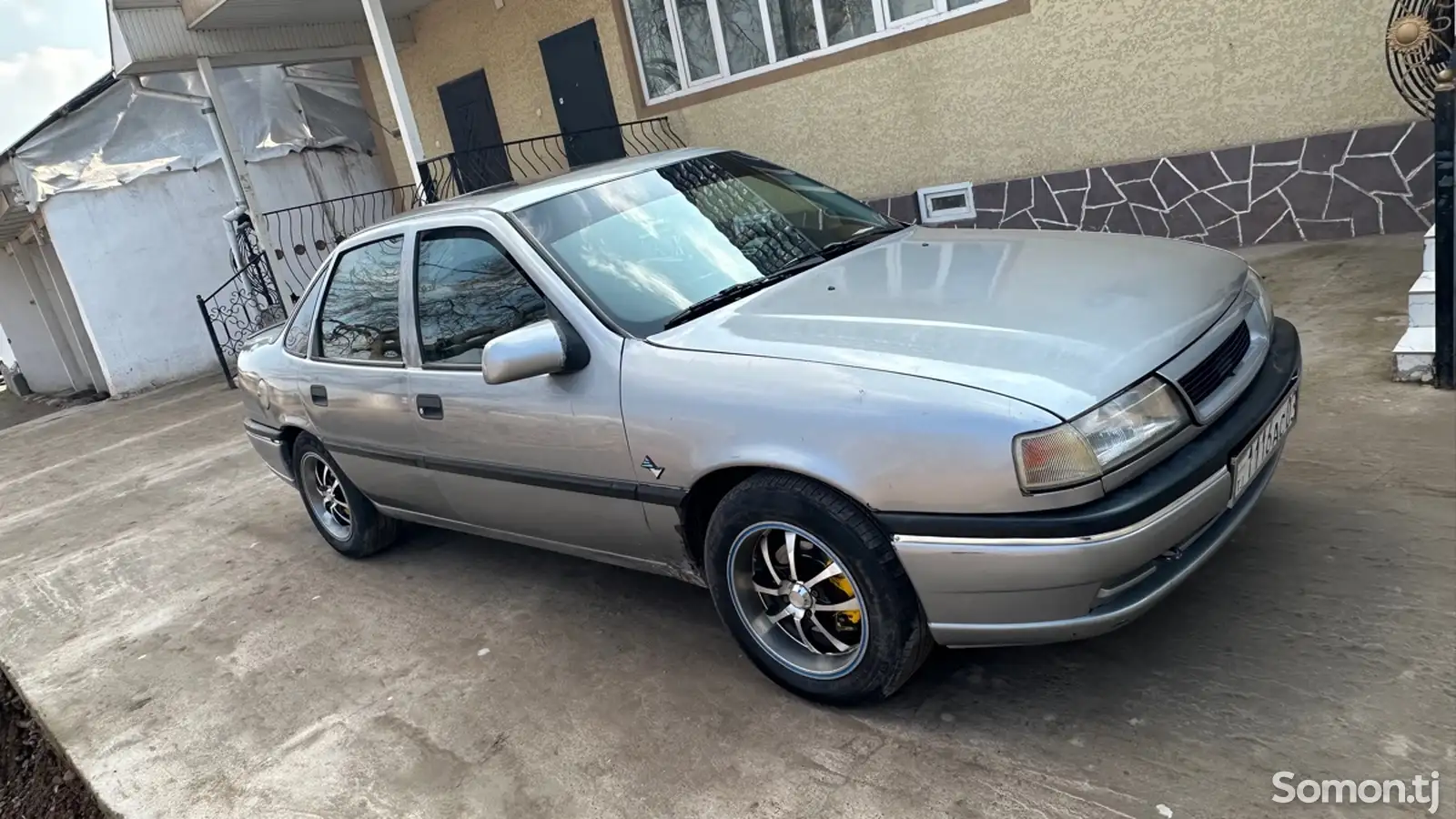 Opel Vectra A, 1995-1