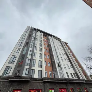 3-комн. квартира, 9 этаж, 140 м², 91 мкр Поликлиника 10