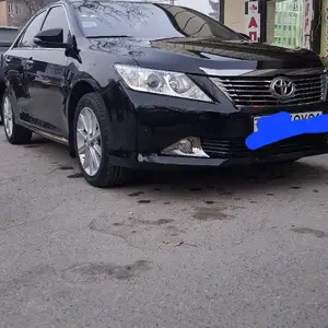 Toyota Camry, 2014