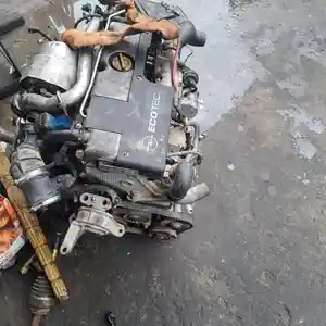 Двигатель 2 на Opel