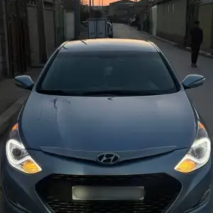 Hyundai Sonata, 2013