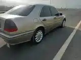 Mercedes-Benz C class, 2000-3