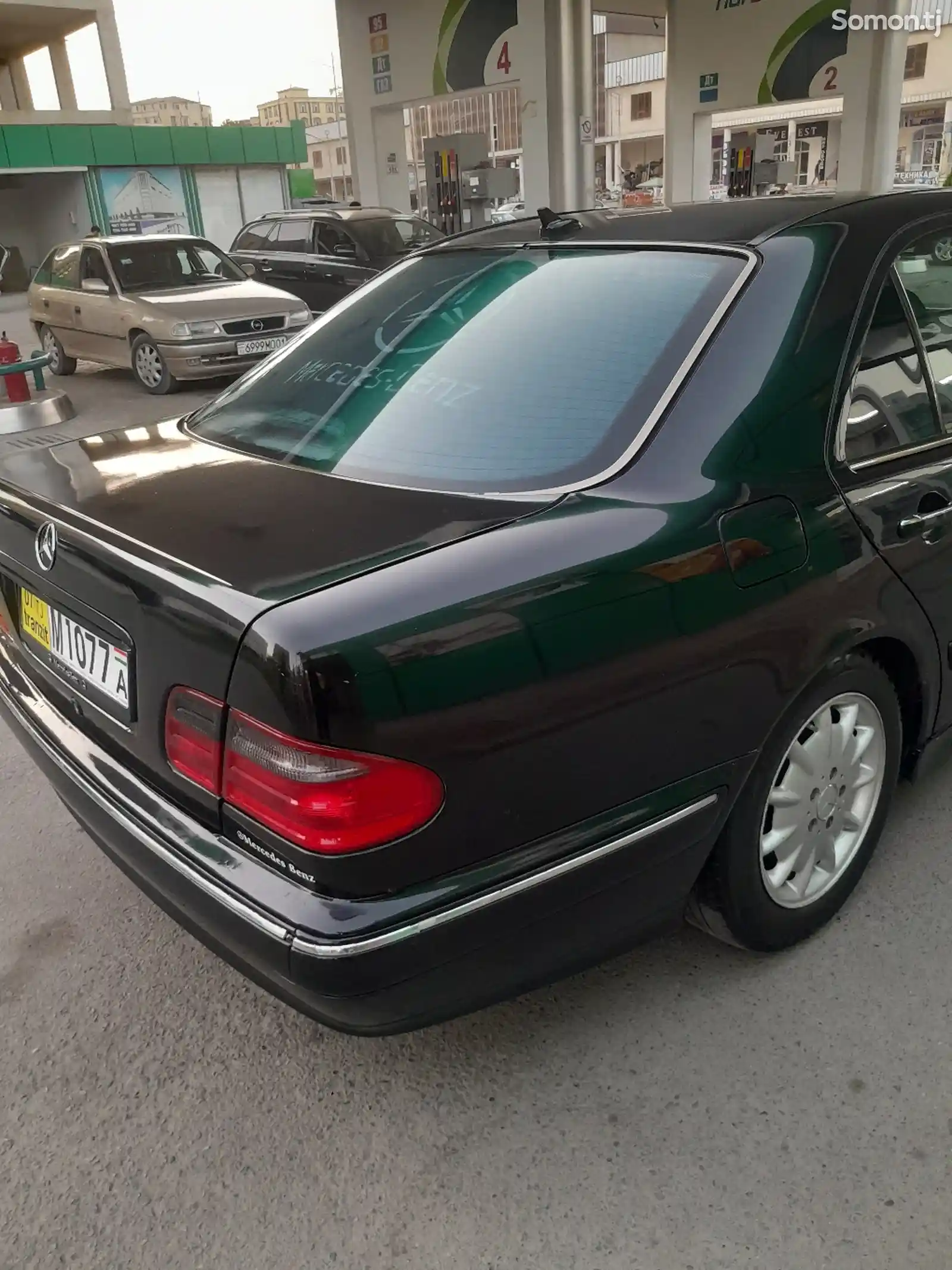 Mercedes-Benz E class, 2000-12