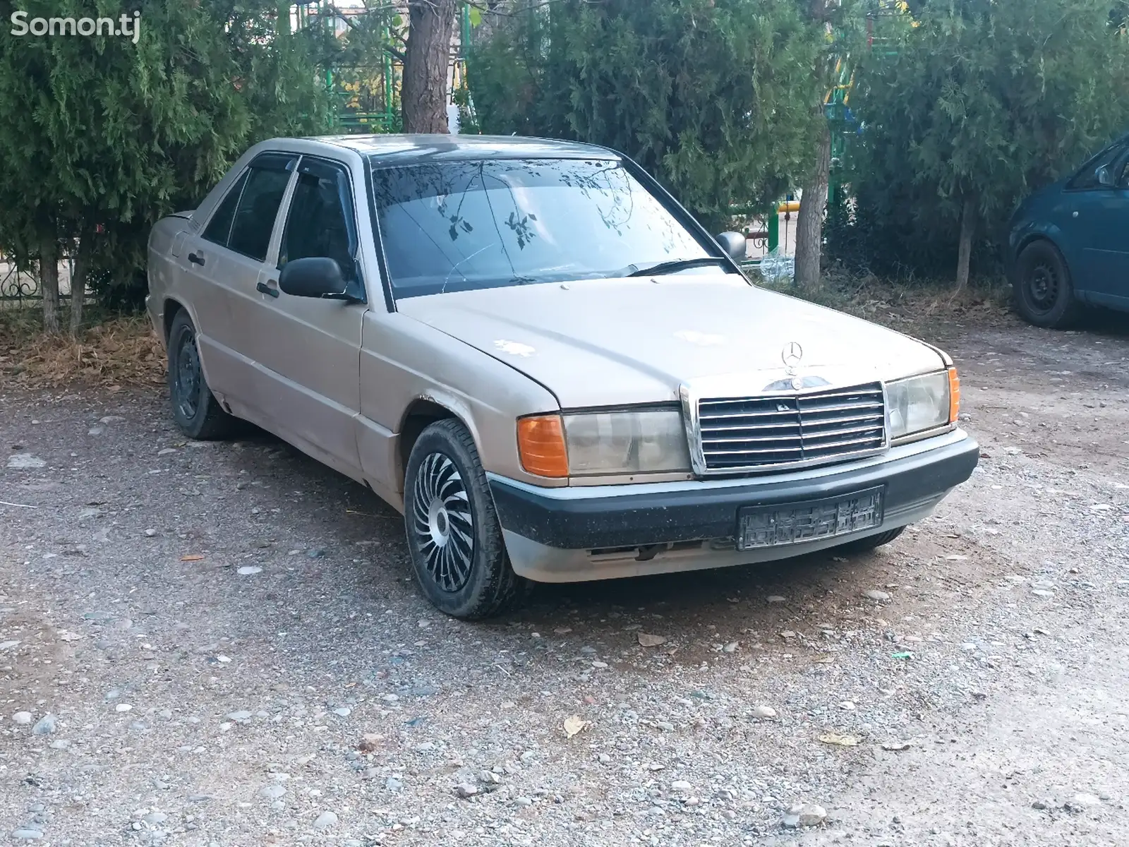 Mercedes-Benz W201, 1990-1