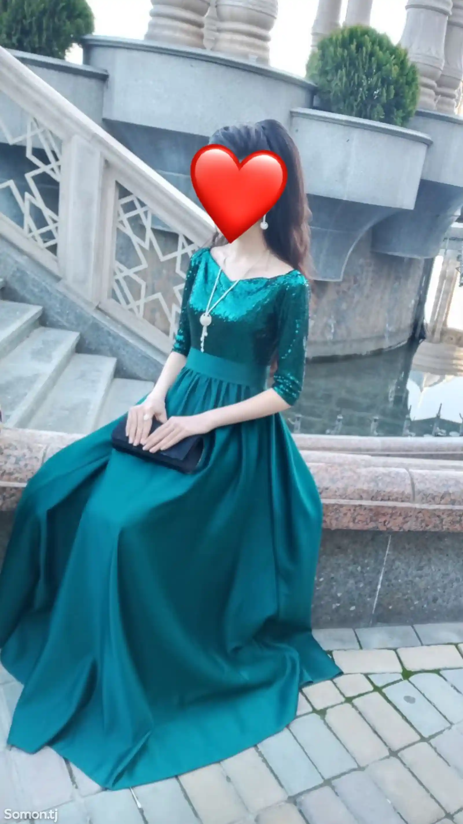 Изумрудно зелёное платье-1