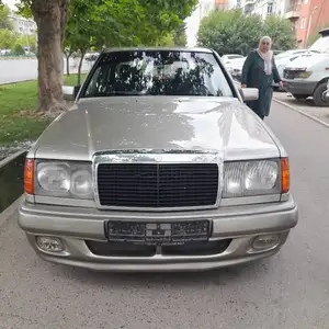 Mercedes-Benz C class, 1987