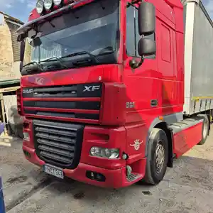 Седельный тягач Daf XF 2011