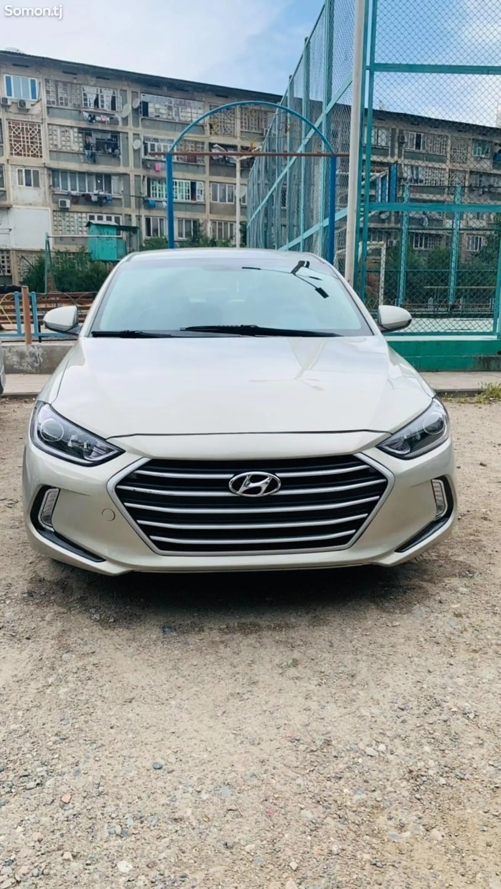 Hyundai Elantra, 2017-4