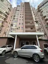 2-комн. квартира, 4 этаж, 93м², Дом печати-13