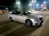 Mercedes-Benz E class, 2010-4