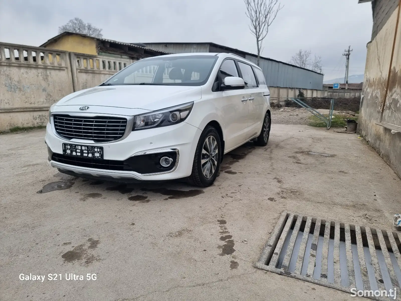 Kia Carnival, 2015-1