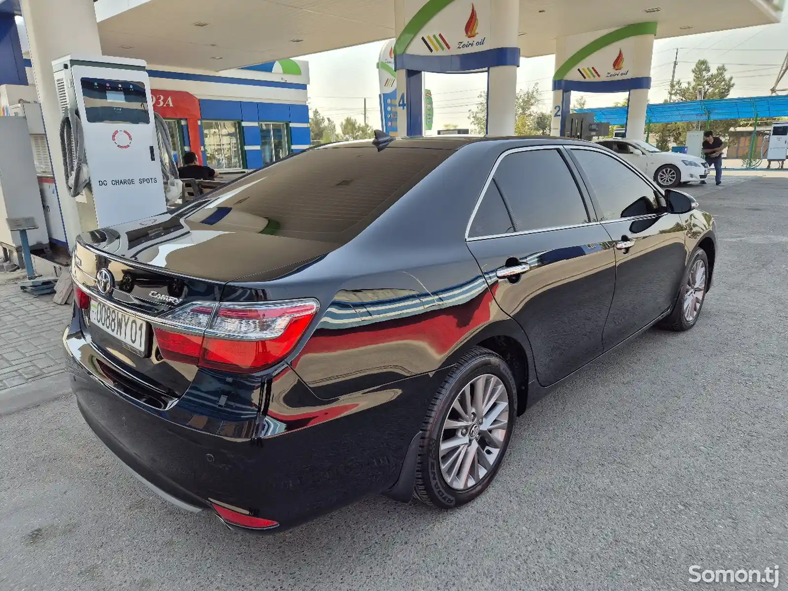 Toyota Camry, 2017-3