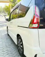 Nissan Serena, 2016-6