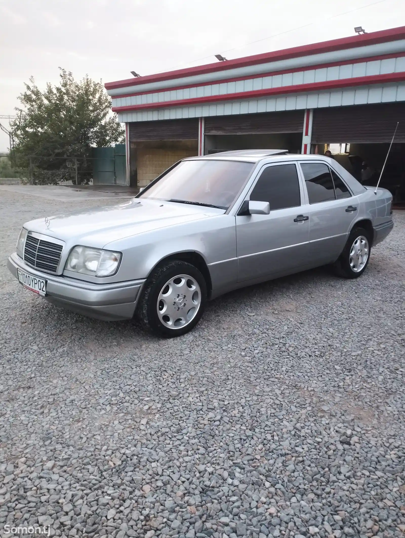 Mercedes-Benz W124, 1995-4