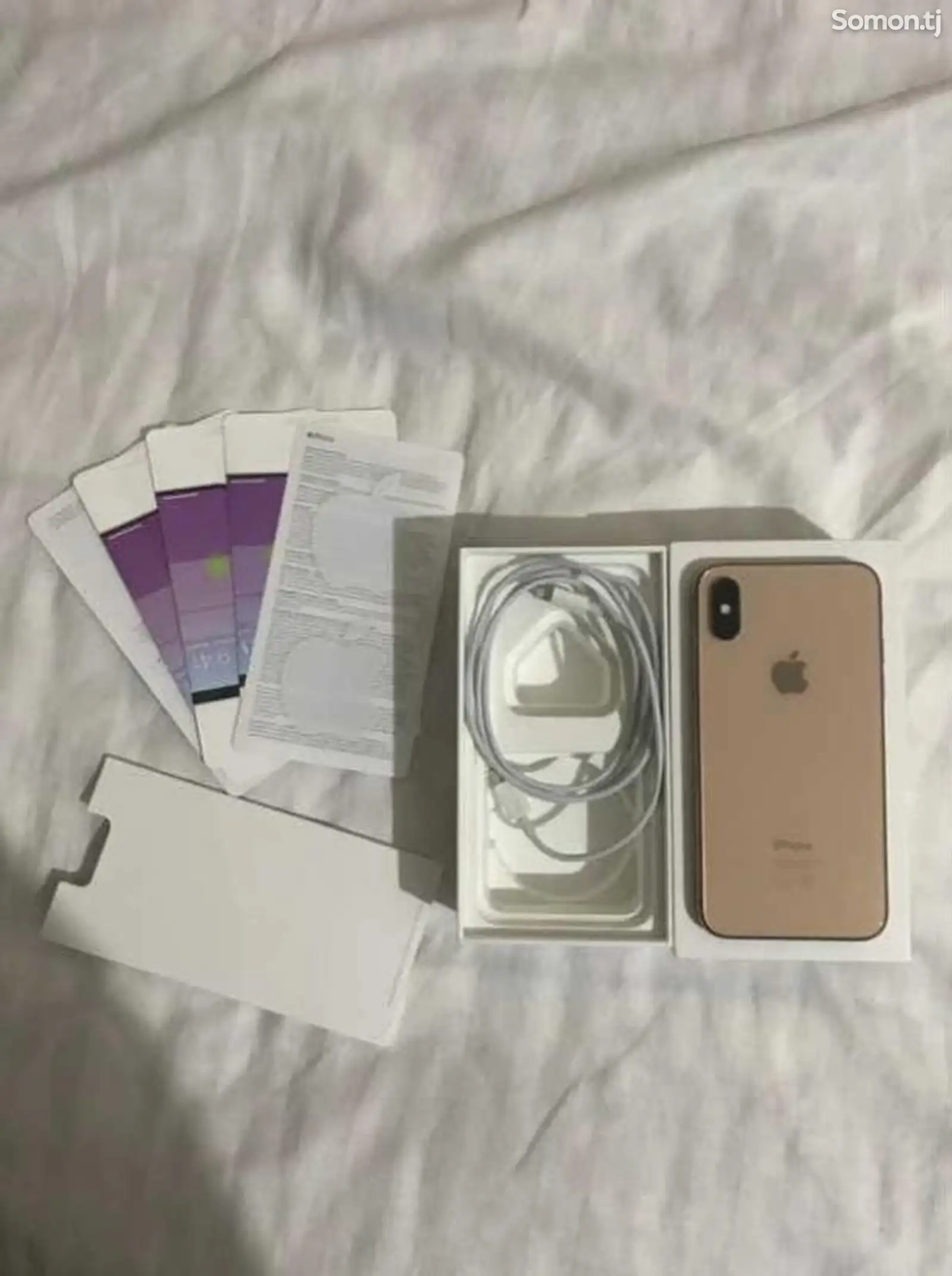 Apple iPhone Xs, 256 gb, Gold-1