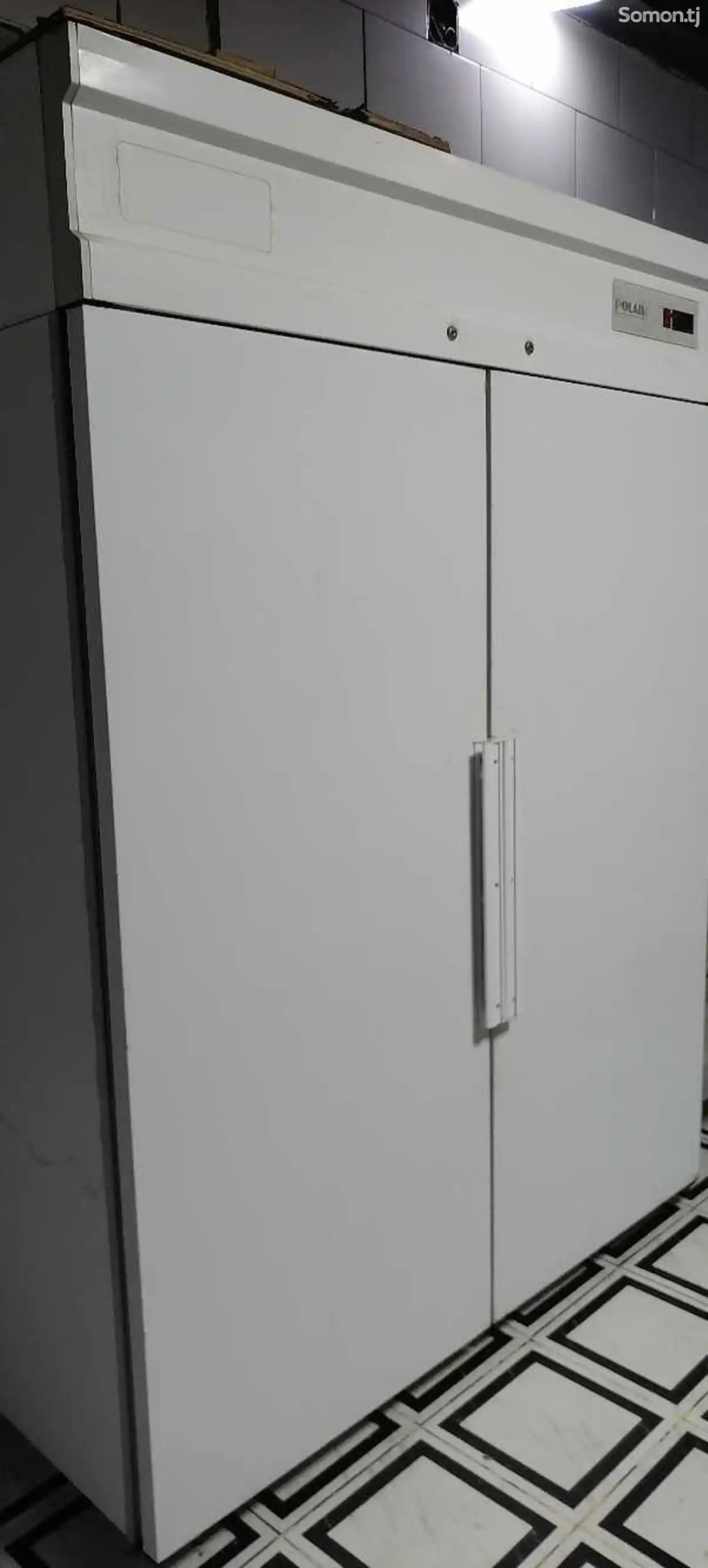 Шкаф холодильный-1