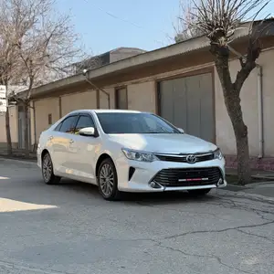 Toyota Camry, 2015