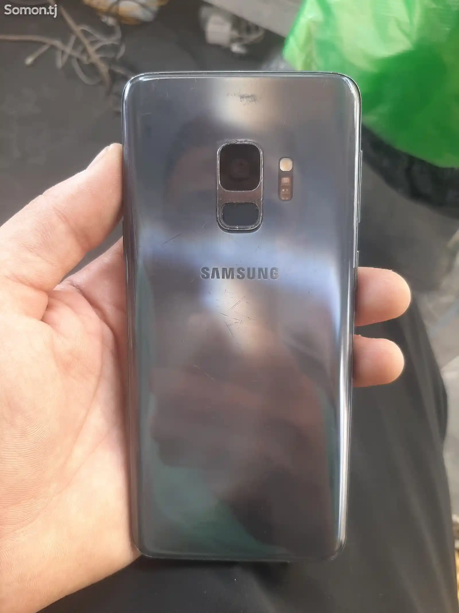 Samsung Galaxy S9 на запчасти-1