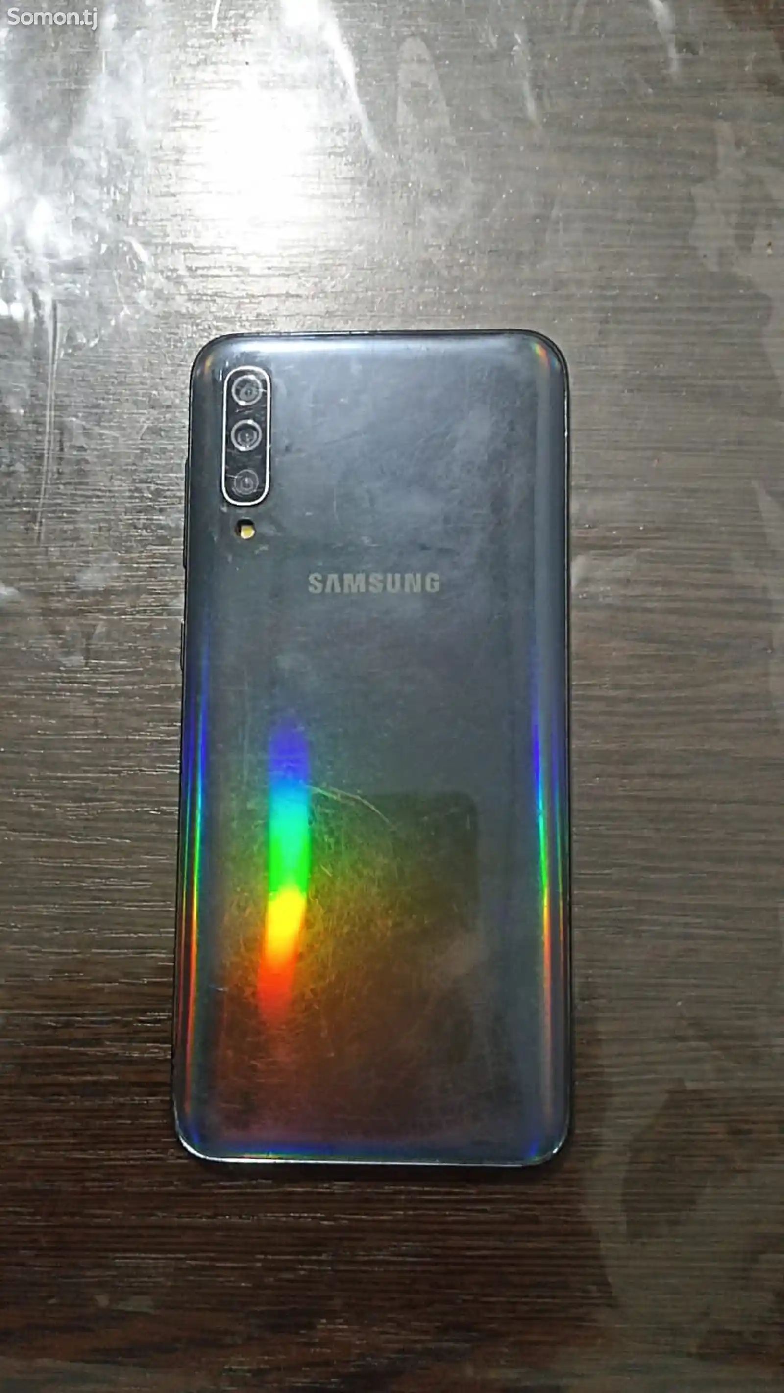 Samsung Galaxy A50-2