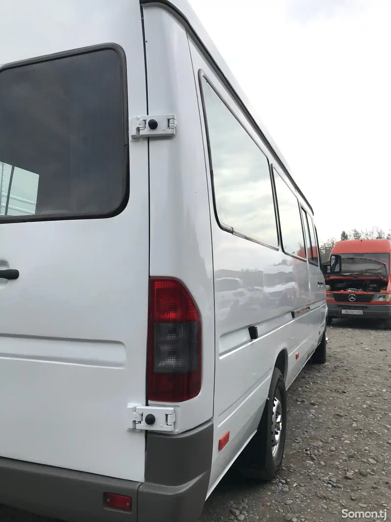 Микроавтобус Mercedes Benz Sprinter-3