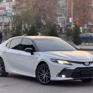 Toyota Camry, 2022