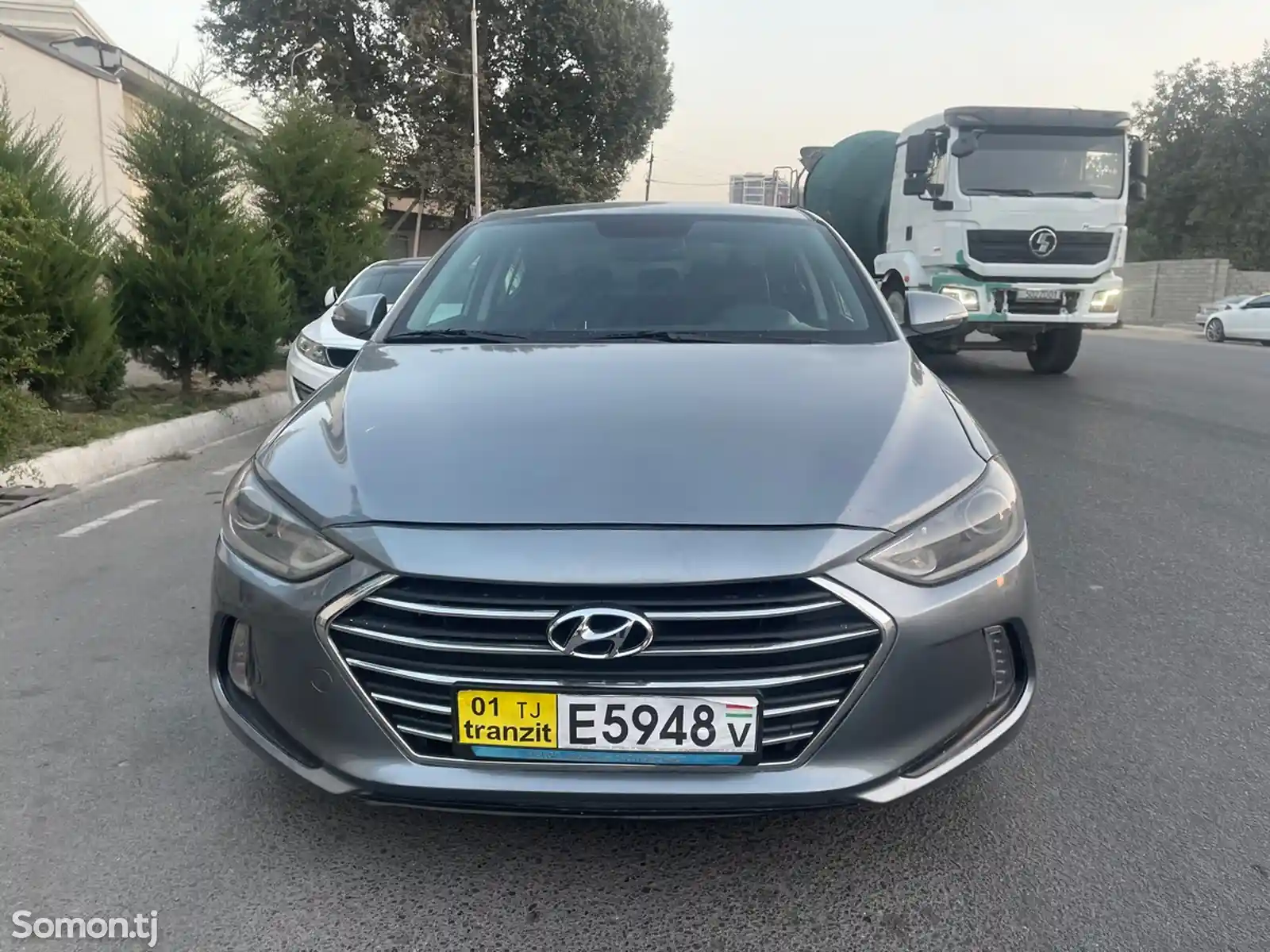 Hyundai Elantra, 2016-3