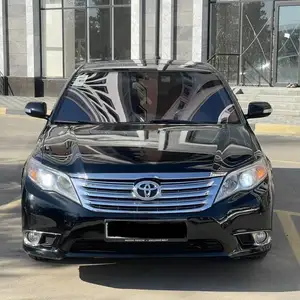 Toyota Avalon, 2012