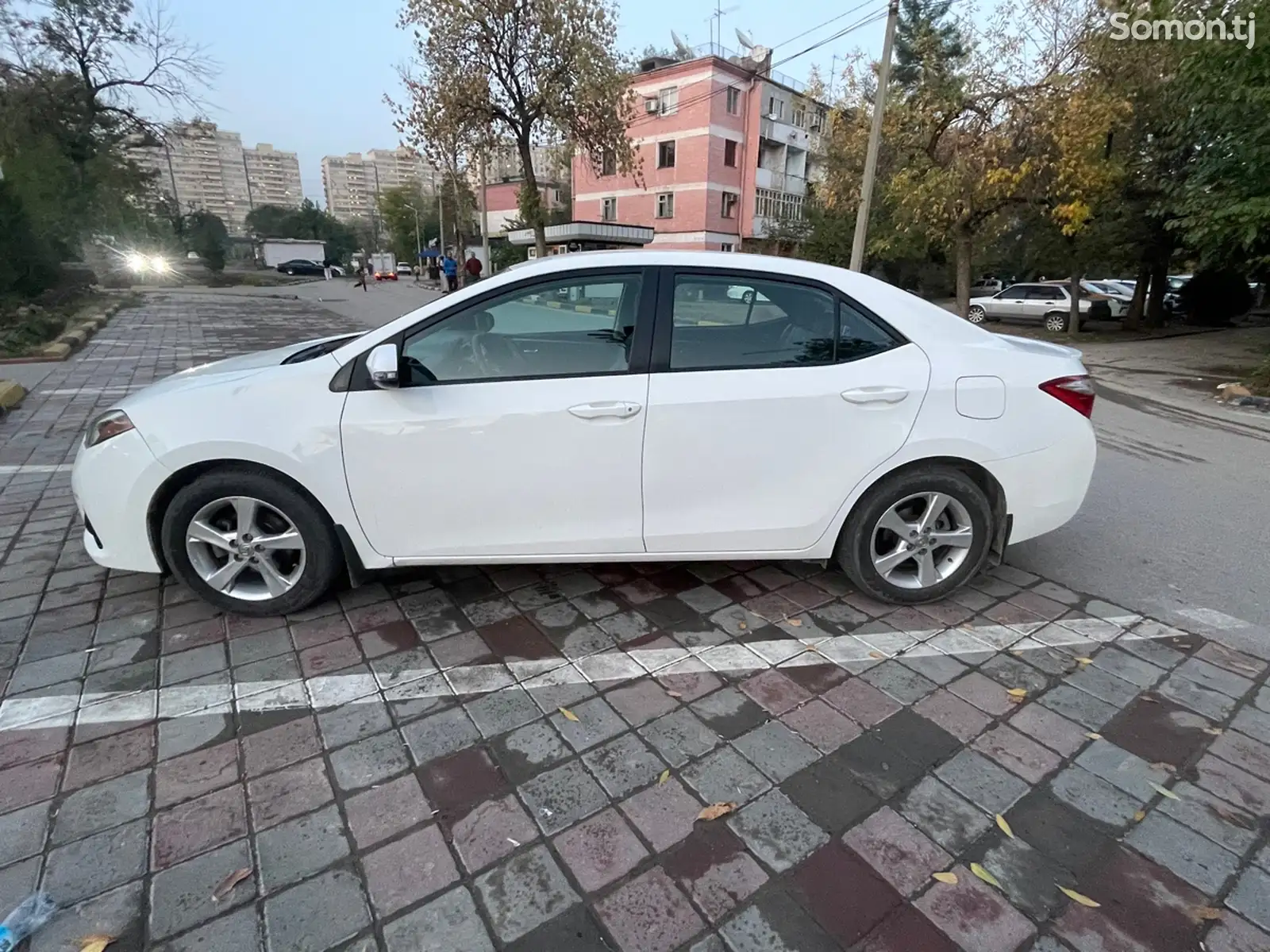 Toyota Corolla, 2015-3