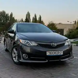 Toyota Camry, 2013