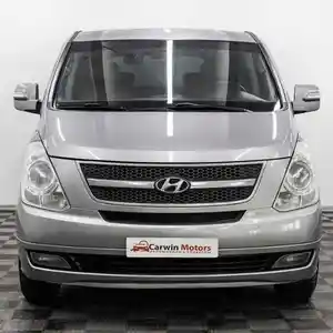 Лобовое стекло Hyundai Grand Starex