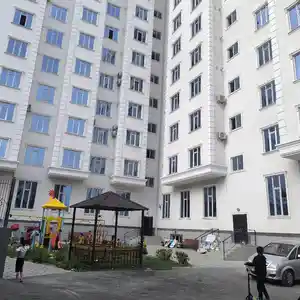 1-комн. квартира, 10 этаж, 44 м², 33 мкр