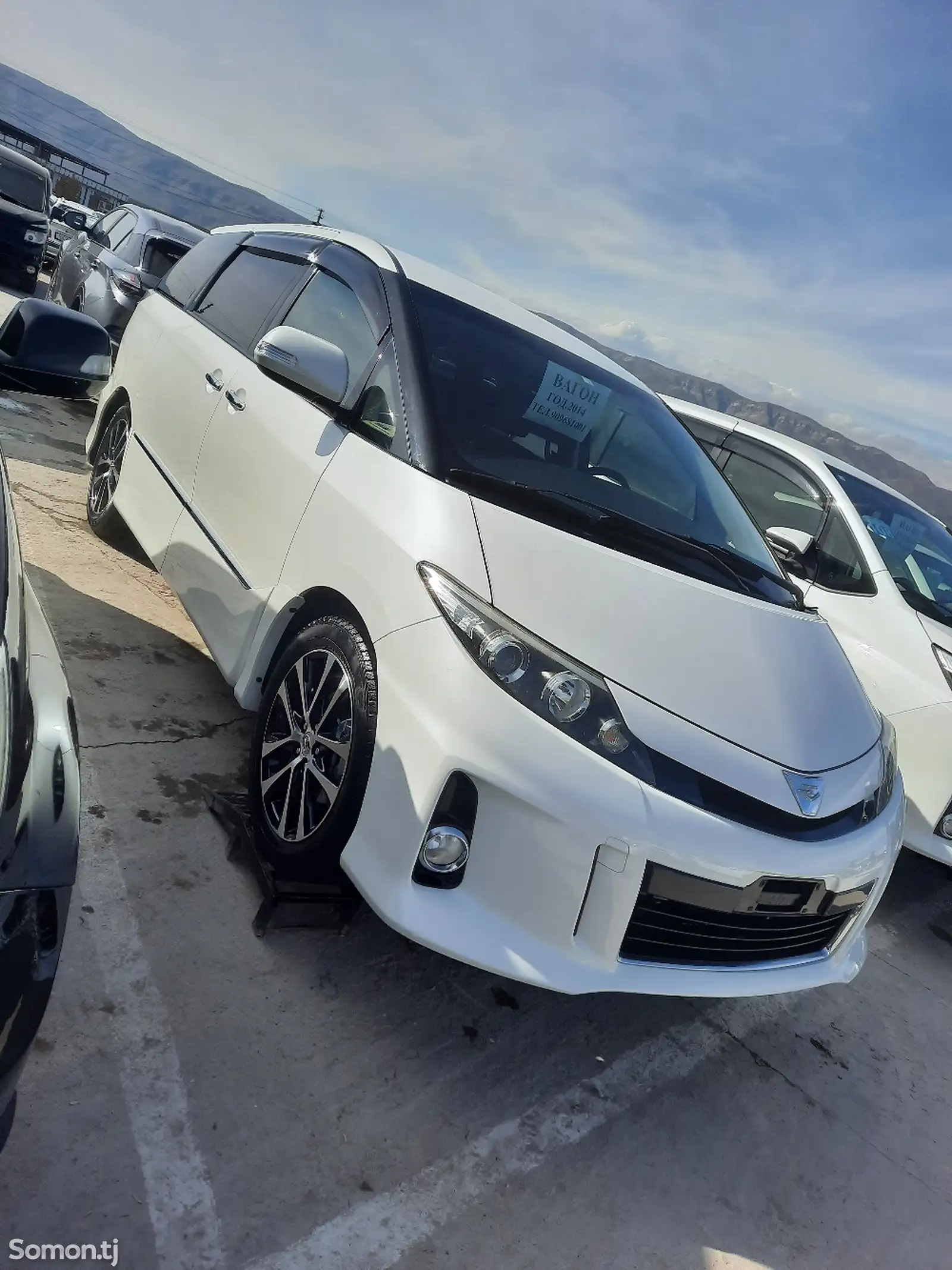 Toyota Estima, 2014-1