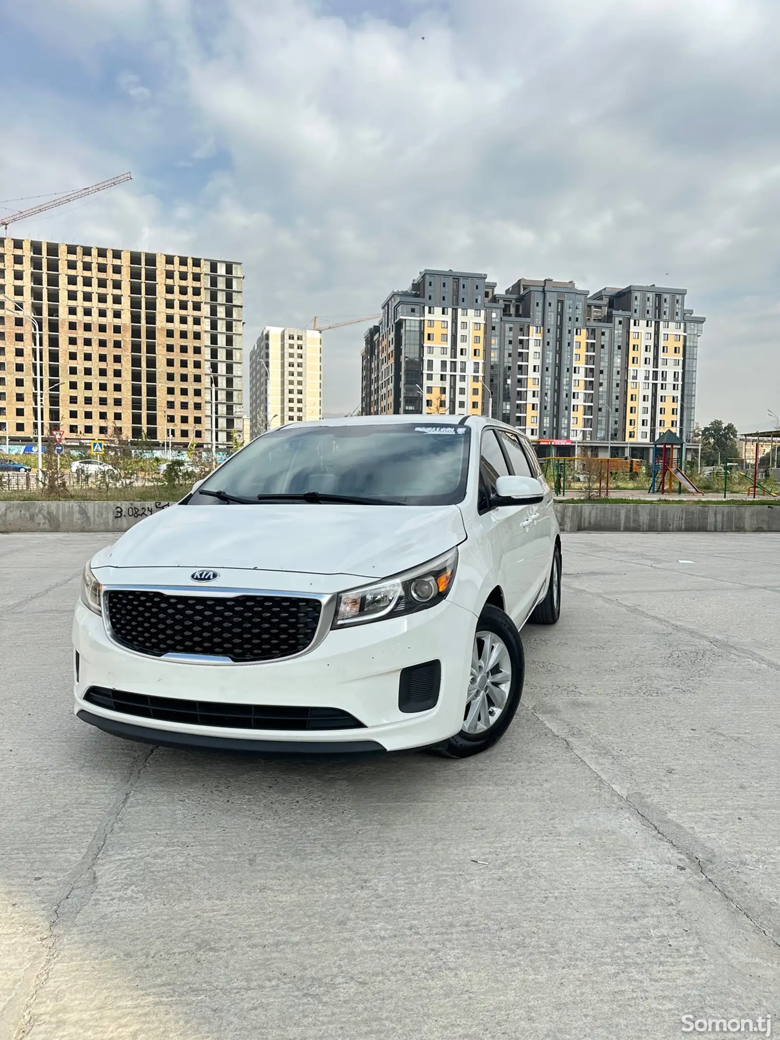 Kia Sedona, 2016-1