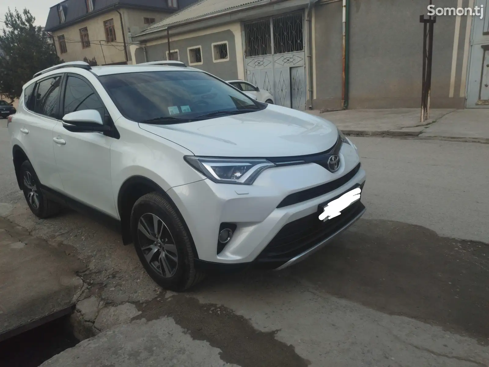 Toyota RAV 4, 2018-1