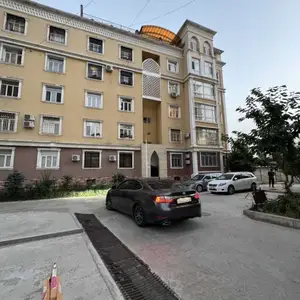 3-комн. квартира, 4 этаж, 106 м², Сино