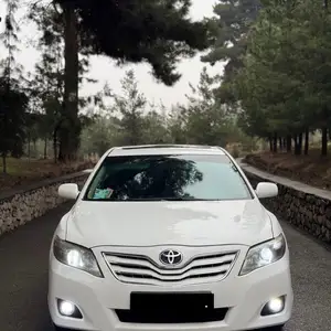 Toyota Camry, 2008