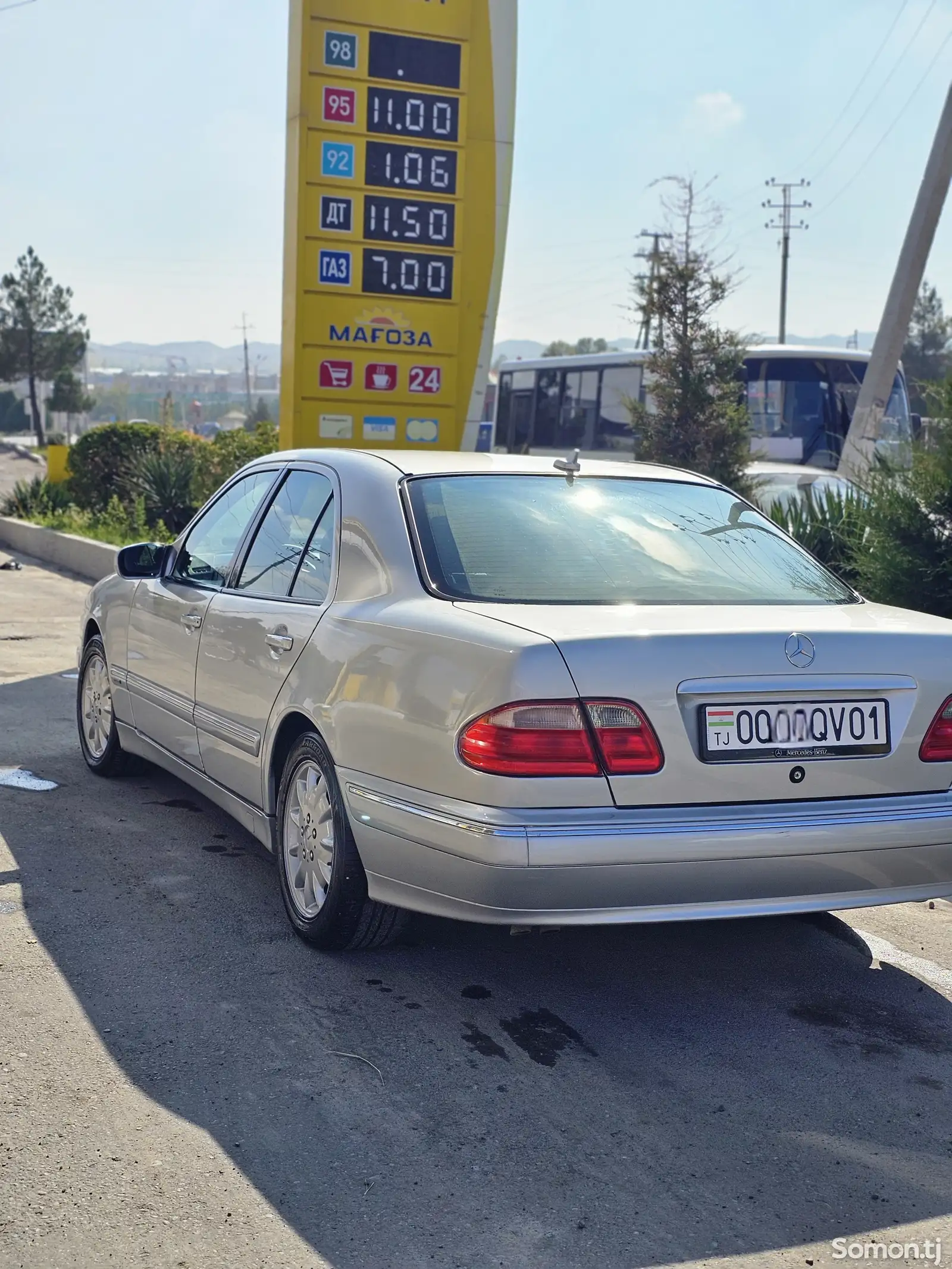 Mercedes-Benz E class, 2000-2