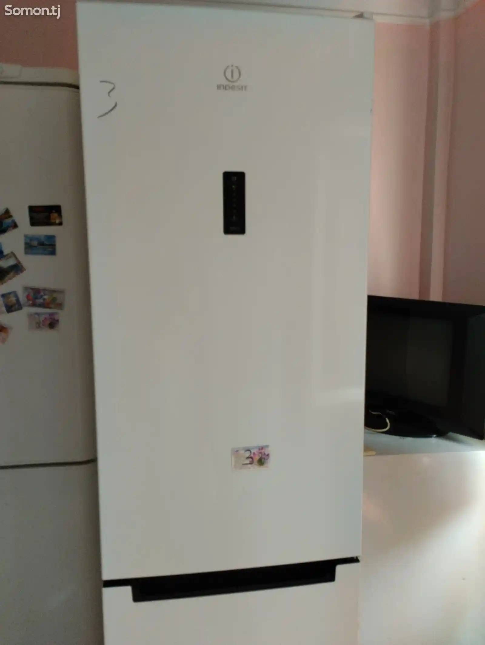 Холодильник Indesit no frost-3