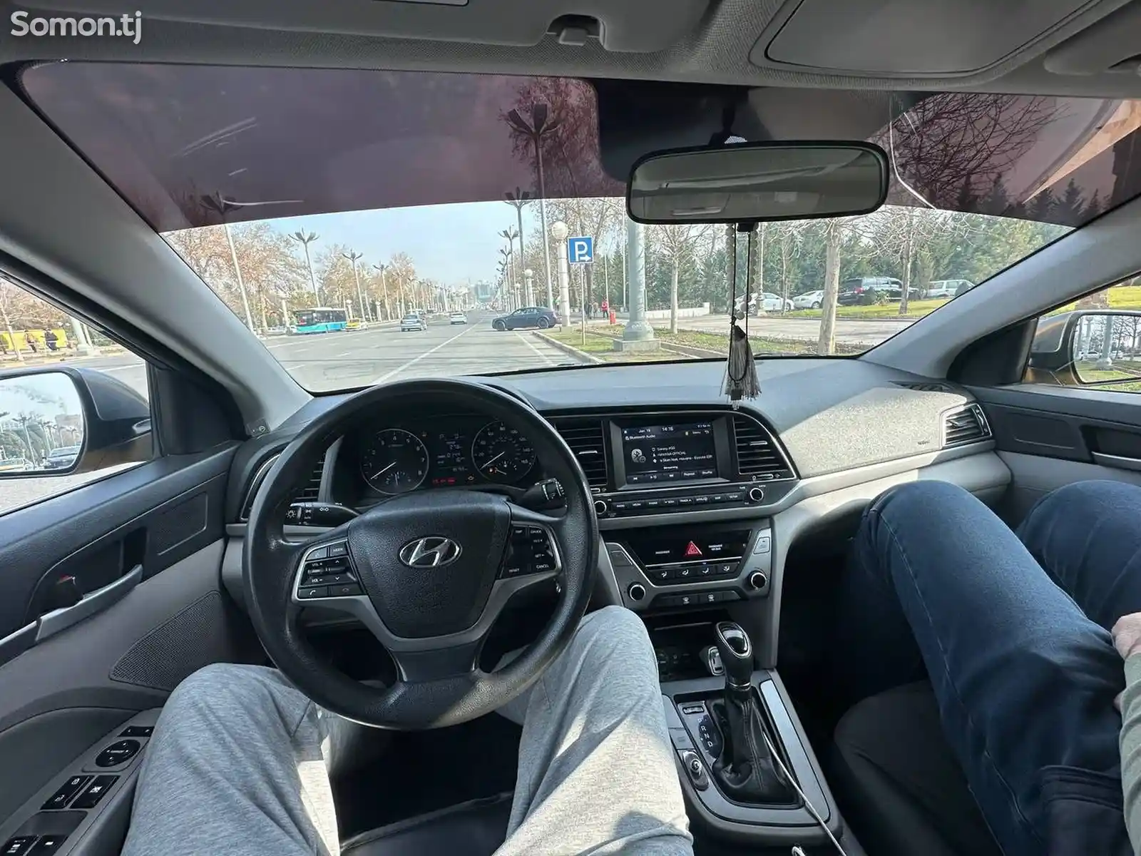 Hyundai Elantra, 2018-5