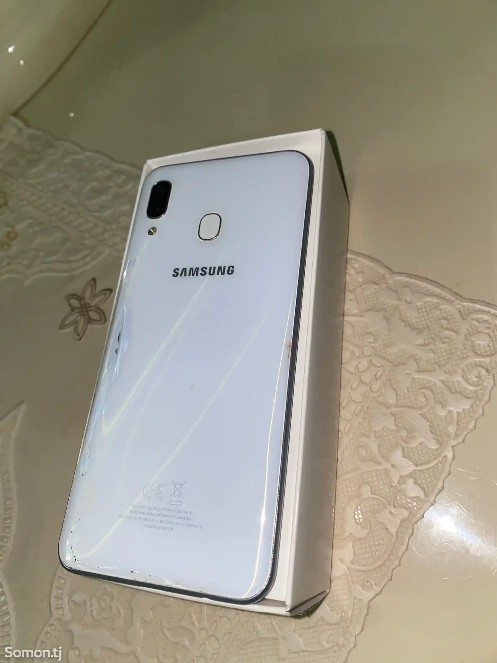 Samsung Galaxy A30-3