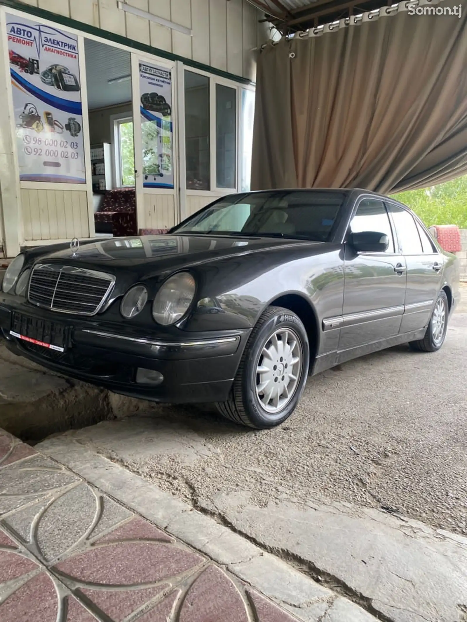 Mercedes-Benz E class, 2001-1