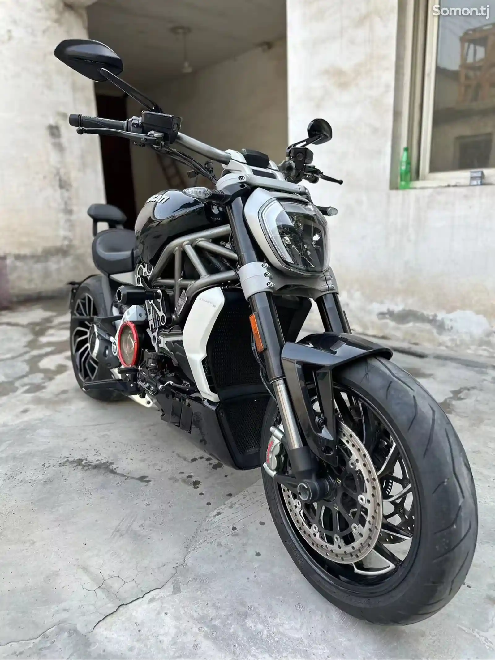 Мотоцикл Ducati xDiavel-4