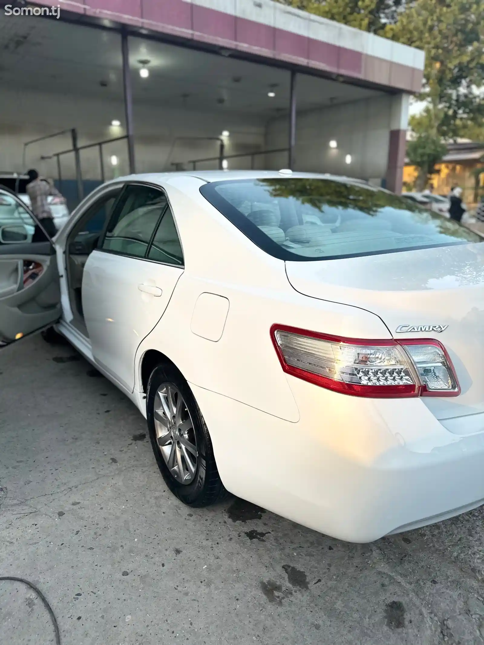 Toyota Camry, 2011-3