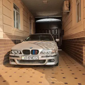 BMW 5 series, 2001