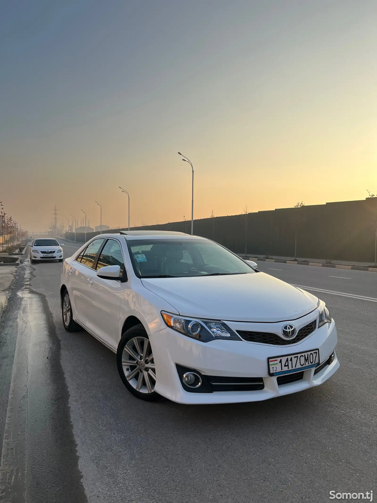 Toyota Camry, 2013-1