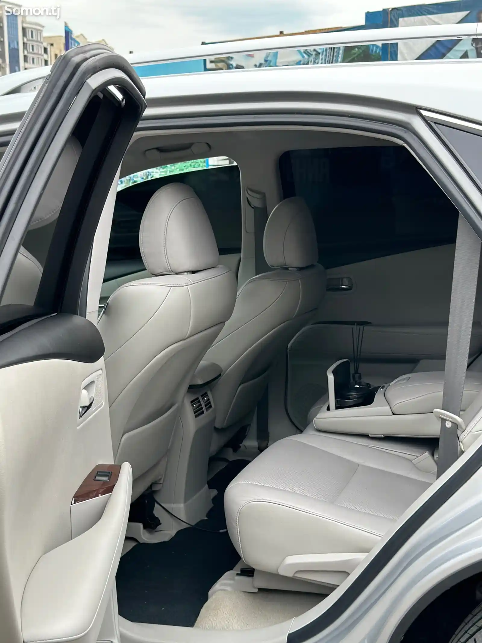 Lexus RX series, 2011-8