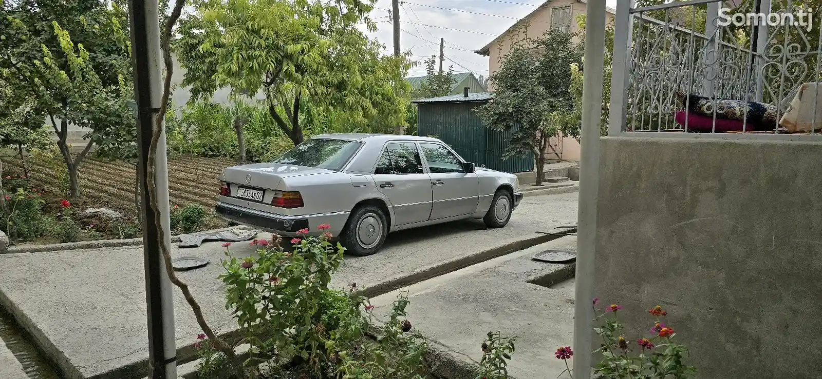 Mercedes-Benz W124, 1991-10