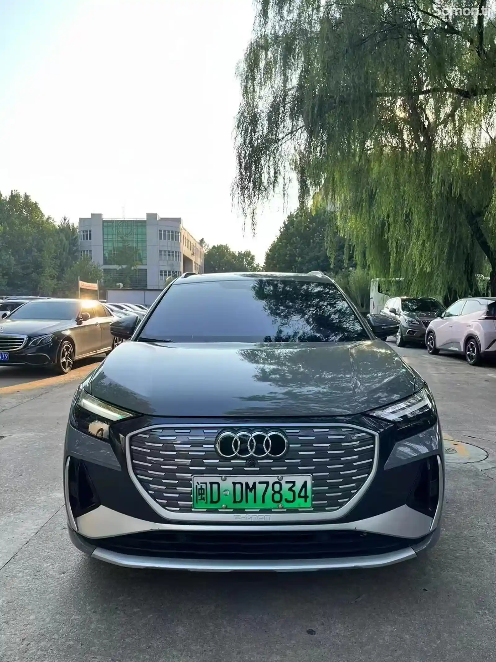 Audi Q4, 2023-1